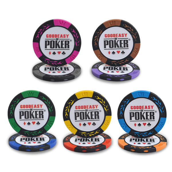 Chip tanah liat dalam poker